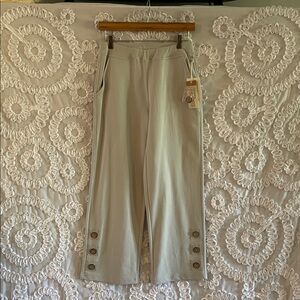 Escape by Habitat Ocean front Stylish Light Gray flood Wide-Leg Pants Buttons